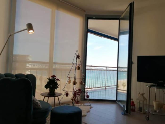 Apartamento Torre Valentina Frente Al Mar Калондж Екстериор снимка